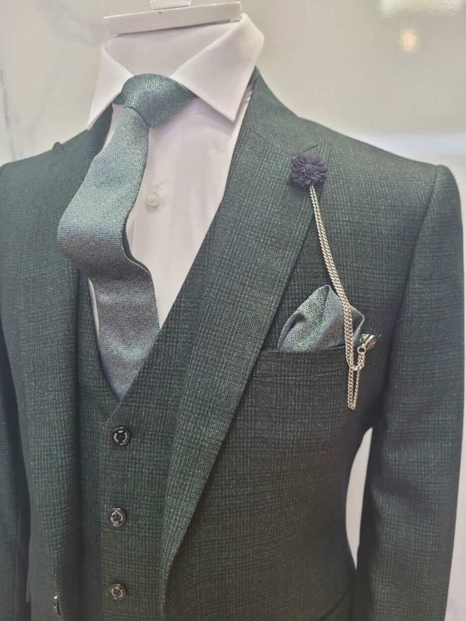 Caridi Olive Three-Piece Suit