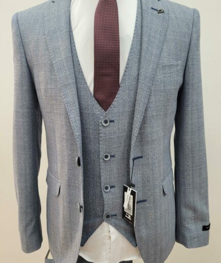 84054 Three-Piece Suit
